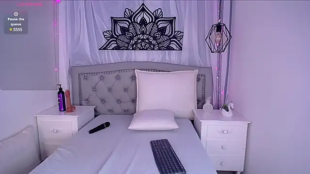 Snapshot of Ariana_ceballos chatting on February 13, 2025, 11:39 am Ariana ceballos online show from February 13, 2025, 11:39 am