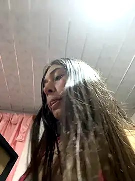 Snapshot of Barbielatinas chatting on September 25, 2025, 4:05 am Barbielatinas online show from September 25, 2025, 4:05 am