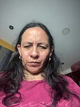 Freya Artemisa online show from April 4, 2026, 8:28 pm