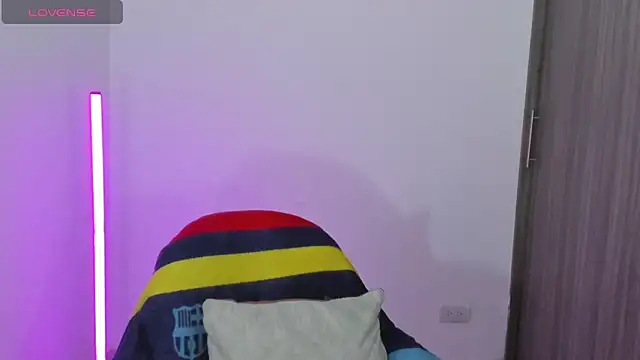 Snapshot of Natasha_su_ chatting on March 5, 2026, 5:03 am Natasha su online show from March 5, 2026, 5:03 am