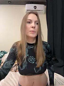Snapshot of RachelBelI chatting on February 8, 2026, 11:41 pm RachelBelI online show from February 8, 2026, 11:41 pm