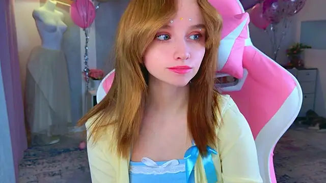 b4by LoL1 online show from November 28, 2025, 5:48 pm