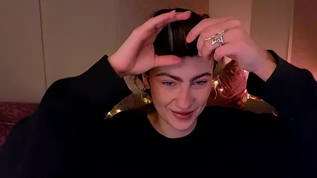 tomorrows day online show from November 21, 2025, 9:24 pm