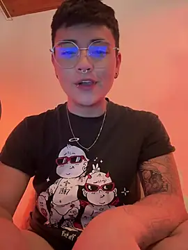 Snapshot of Ashley_Chriss chatting on December 23, 2024, 3:40 am Ashley Chriss online show from December 23, 2024, 3:40 am