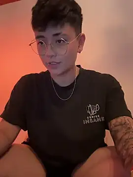 Snapshot of Ashley_Chriss chatting on January 16, 2025, 3:23 am Ashley Chriss online show from January 16, 2025, 3:23 am