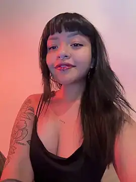 Snapshot of Ashley_Chriss chatting on January 24, 2025, 4:37 am Ashley Chriss online show from January 24, 2025, 4:37 am