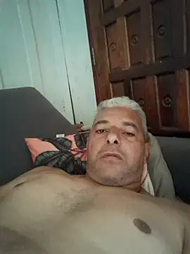 Snapshot of gordonunes chatting on February 26, 2026, 11:20 am gordonunes online show from February 26, 2026, 11:20 am