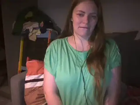 AnnaDiamond1 online show from January 20, 2025, 10:15 pm