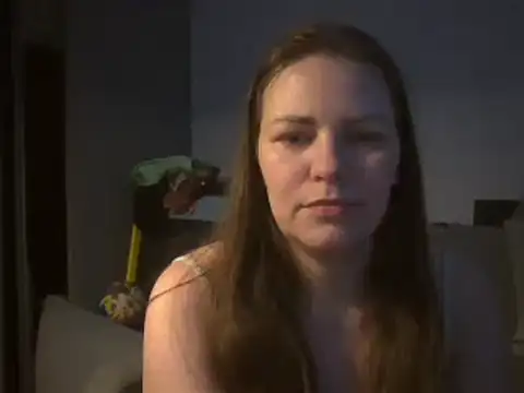 AnnaDiamond1 online show from February 16, 2025, 5:04 pm