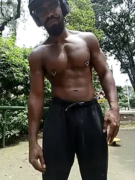 Snapshot of Siriss_boyrag chatting on March 17, 2026, 4:21 pm Siriss boyrag online show from March 17, 2026, 4:21 pm