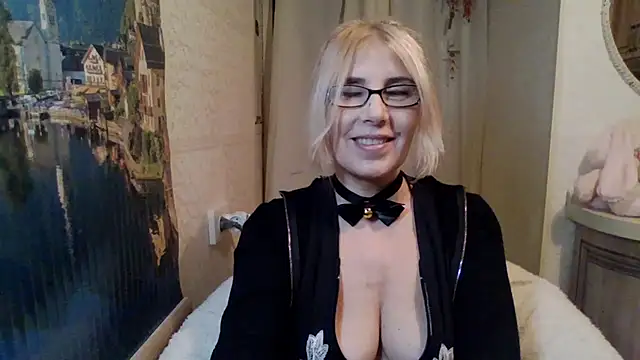 Snapshot of sweet_raspberry chatting on January 14, 2025, 4:40 pm sweet raspberry online show from January 14, 2025, 4:40 pm