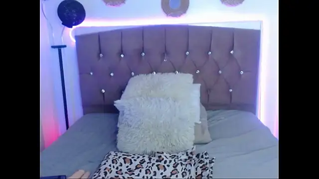 ailyn miranda online show from December 15, 2025, 7:18 pm