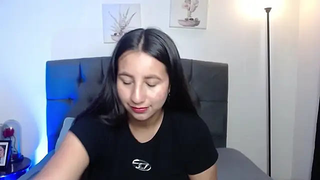 ailyn miranda online show from December 17, 2025, 7:53 pm