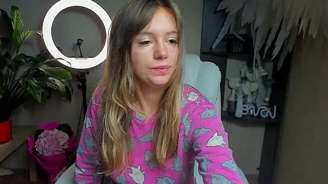 foxy blond online show from October 3, 2025, 12:18 am