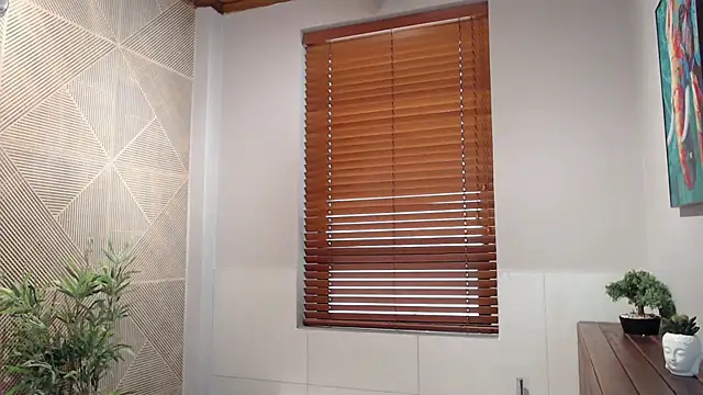 Ian Daviz online show from March 17, 2025, 10:28 pm