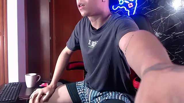 maty hardx online show from January 9, 2025, 10:09 am