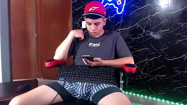 maty hardx online show from January 9, 2025, 4:49 pm