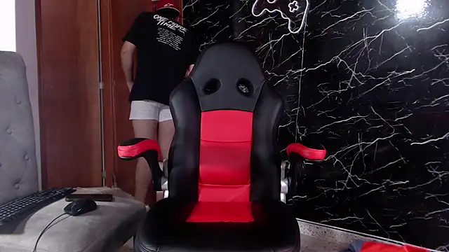 maty hardx online show from March 6, 2025, 7:43 pm