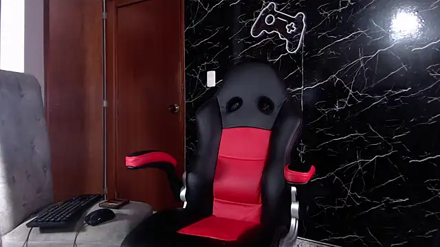 maty hardx online show from March 19, 2025, 2:13 pm