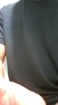 Snapshot of strokvic chatting on February 7, 2025, 5:10 am strokvic online show from February 7, 2025, 5:10 am