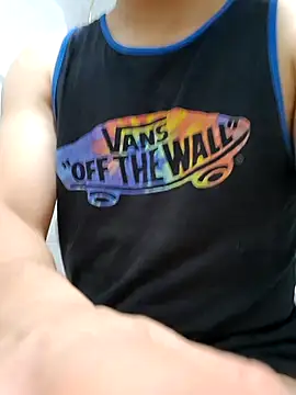 Snapshot of strokvic chatting on February 28, 2025, 5:04 am strokvic online show from February 28, 2025, 5:04 am