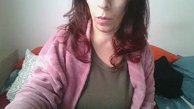 hairygirl80 online show from December 1, 2025, 9:47 am