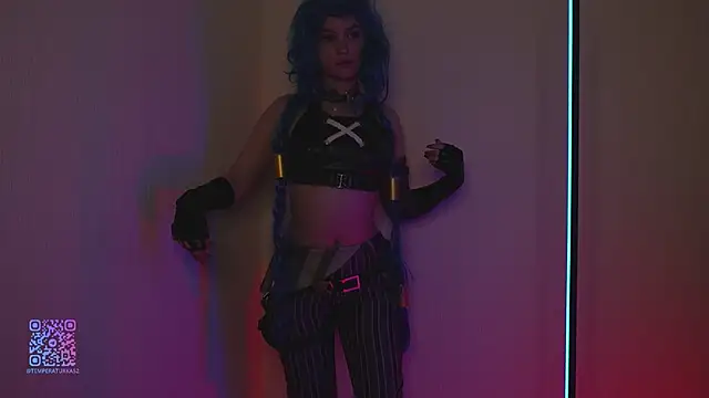 sarahUwU online show from September 16, 2025, 6:09 pm