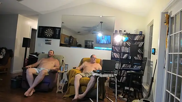 offroadnudist online show from June 22, 2026, 3:58 am