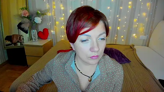 Snapshot of Katherine_Fox chatting on March 6, 2025, 6:05 pm Katherine Fox online show from March 6, 2025, 6:05 pm