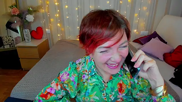 Snapshot of Katherine_Fox chatting on March 8, 2025, 8:00 am Katherine Fox online show from March 8, 2025, 8:00 am