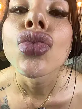 Natasha hartaman online show from March 9, 2025, 11:46 pm