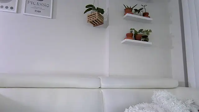 badblondebunny online show from February 8, 2026, 1:42 am