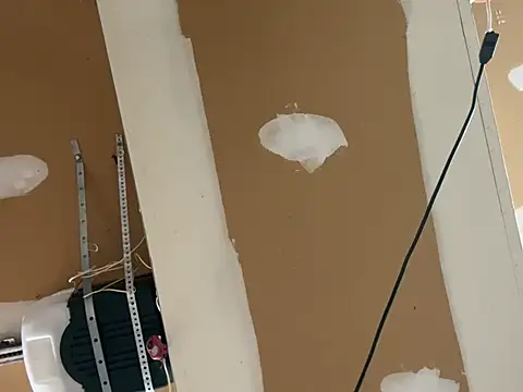 Snapshot of SmokingSloth chatting on March 23, 2025, 2:37 am SmokingSloth online show from March 23, 2025, 2:37 am