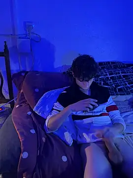 PutaNieves1983 online show from February 3, 2026, 10:59 pm