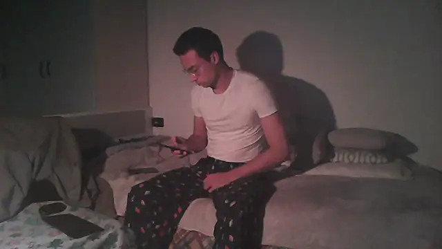 Snapshot of xentetube01 chatting on November 16, 2025, 7:41 pm xentetube01 online show from November 16, 2025, 7:41 pm