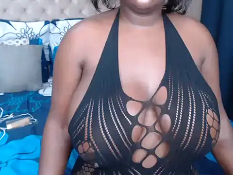 Snapshot of BlackJaguar30 chatting on February 24, 2025, 1:13 am BlackJaguar30 online show from February 24, 2025, 1:13 am