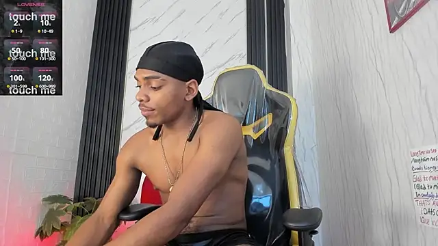 Snapshot of Jack_Muscles69_ chatting on February 2, 2025, 3:39 pm Jack Muscles69 online show from February 2, 2025, 3:39 pm