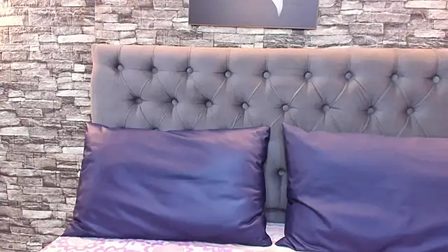 Snapshot of EvaaLovia1 chatting on January 20, 2025, 5:27 pm EvaaLovia1 online show from January 20, 2025, 5:27 pm