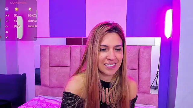 Snapshot of EvaaLovia1 chatting on January 21, 2025, 5:09 pm EvaaLovia1 online show from January 21, 2025, 5:09 pm