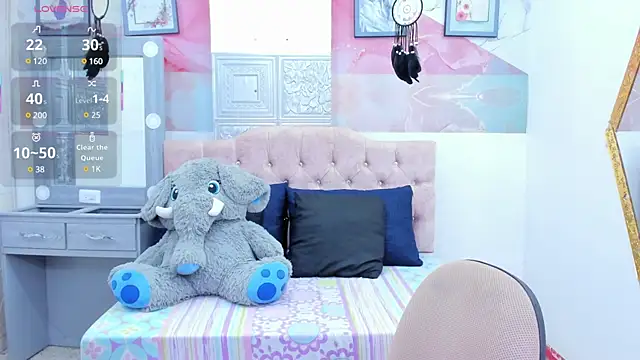 Snapshot of EvaaLovia1 chatting on March 3, 2025, 1:20 pm EvaaLovia1 online show from March 3, 2025, 1:20 pm