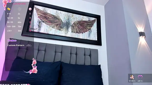 Snapshot of EvaaLovia1 chatting on October 11, 2025, 2:15 pm EvaaLovia1 online show from October 11, 2025, 2:15 pm