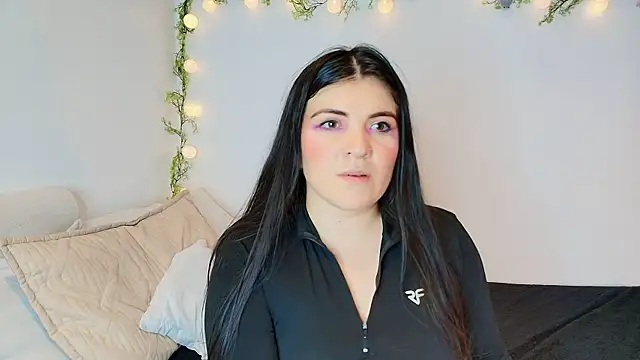 Amara vega online show from May 31, 2026, 10:22 pm