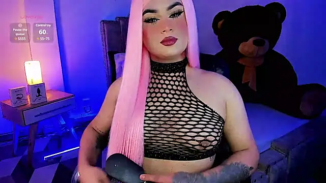 Snapshot of alexia_mattel chatting on January 21, 2025, 11:45 pm alexia mattel online show from January 21, 2025, 11:45 pm