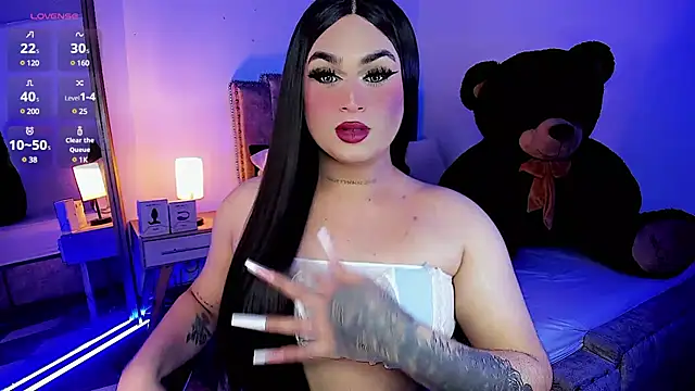 Snapshot of alexia_mattel chatting on February 28, 2025, 9:44 pm alexia mattel online show from February 28, 2025, 9:44 pm