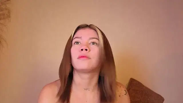 Gissel Angel online show from October 28, 2025, 8:33 pm