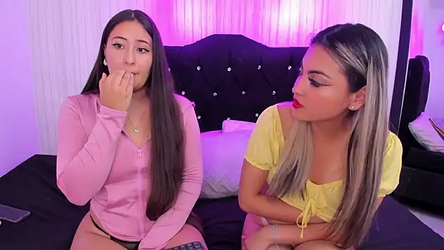 Snapshot of alice_dakota chatting on December 12, 2024, 3:43 am alice dakota online show from December 12, 2024, 3:43 am