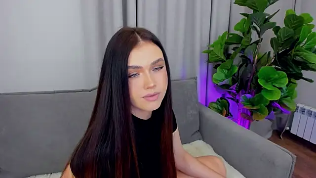 Snapshot of sexyangeloux chatting on March 25, 2026, 8:04 pm sexyangeloux online show from March 25, 2026, 8:04 pm