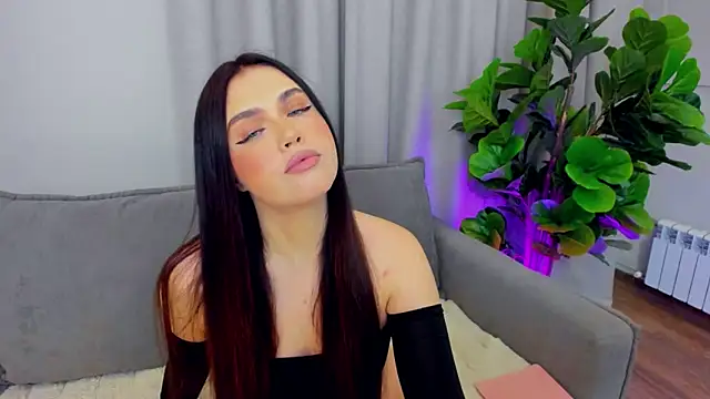Snapshot of sexyangeloux chatting on April 10, 2026, 8:46 pm sexyangeloux online show from April 10, 2026, 8:46 pm