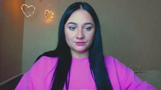 Emelyblum online show from October 28, 2025, 10:23 pm