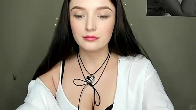 Snapshot of EvaaMillerr99 chatting on December 16, 2024, 9:52 pm EvaaMillerr99 online show from December 16, 2024, 9:52 pm